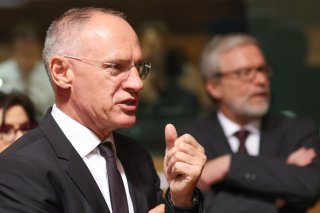 Cette décision s'inscrit "dans le cadre d'une politique d'asile stricte et donc juste", a déclaré le ministre autrichien de l'intérieur Gerhard Karner (archives). KEYSTONE/EPA/OLIVIER HOSLET